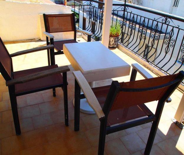 Pension Vasiliki Skiathos stad Rum bild